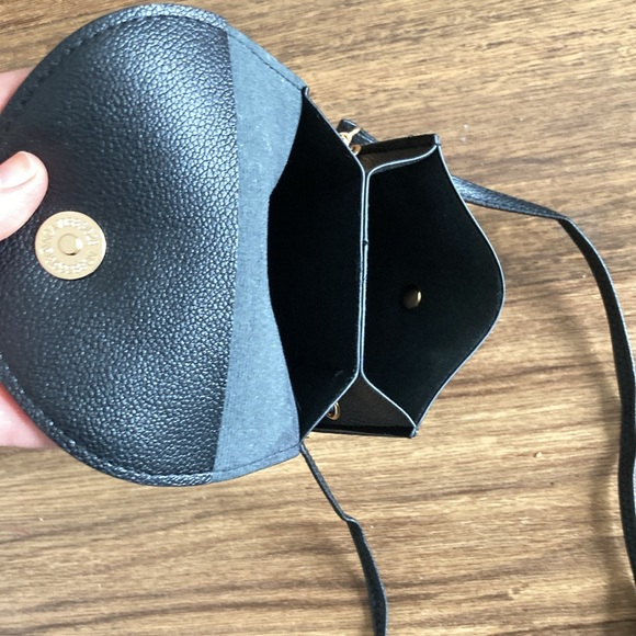 ♻️Leather Hand beaded cross body bag - Picture 3 of 3